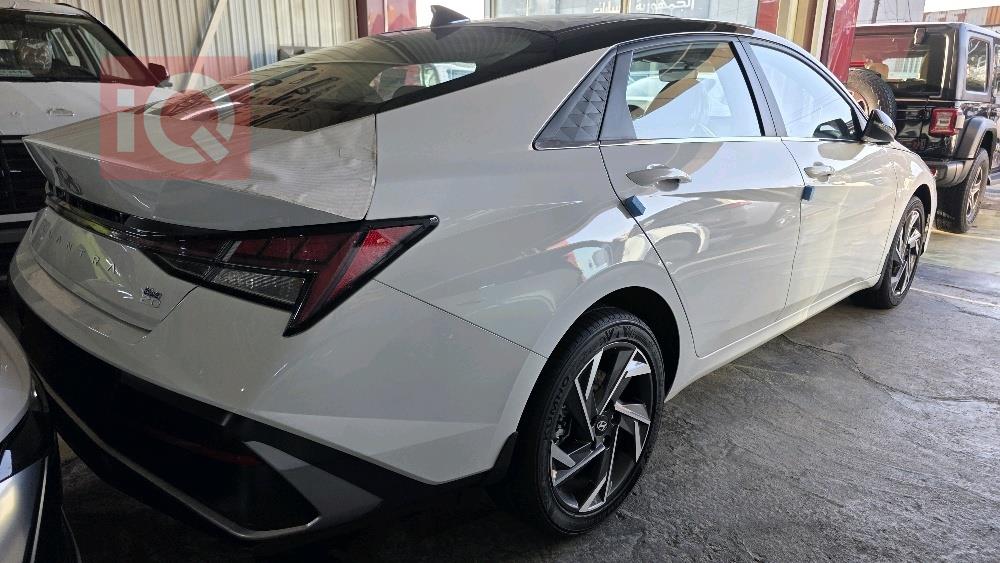 هيونداي النترا